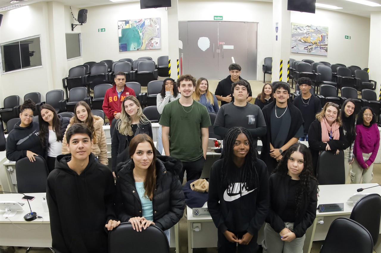 Projeto Conheça o Legislativo com alunos do SENAC