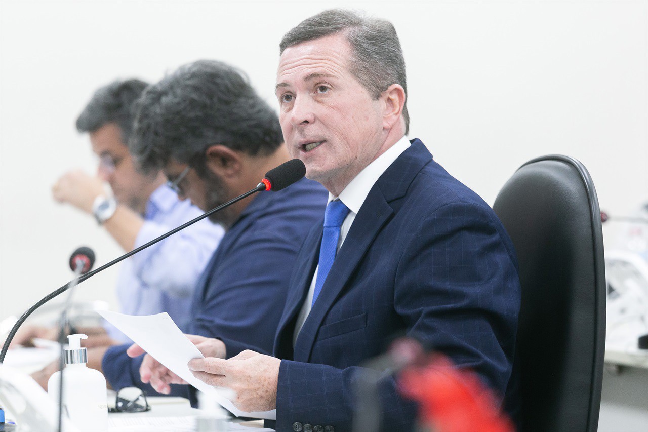 Laércio Trevisan Jr. é autor do requerimento 666/2025, aprovado na noite desta segunda-feira (30)