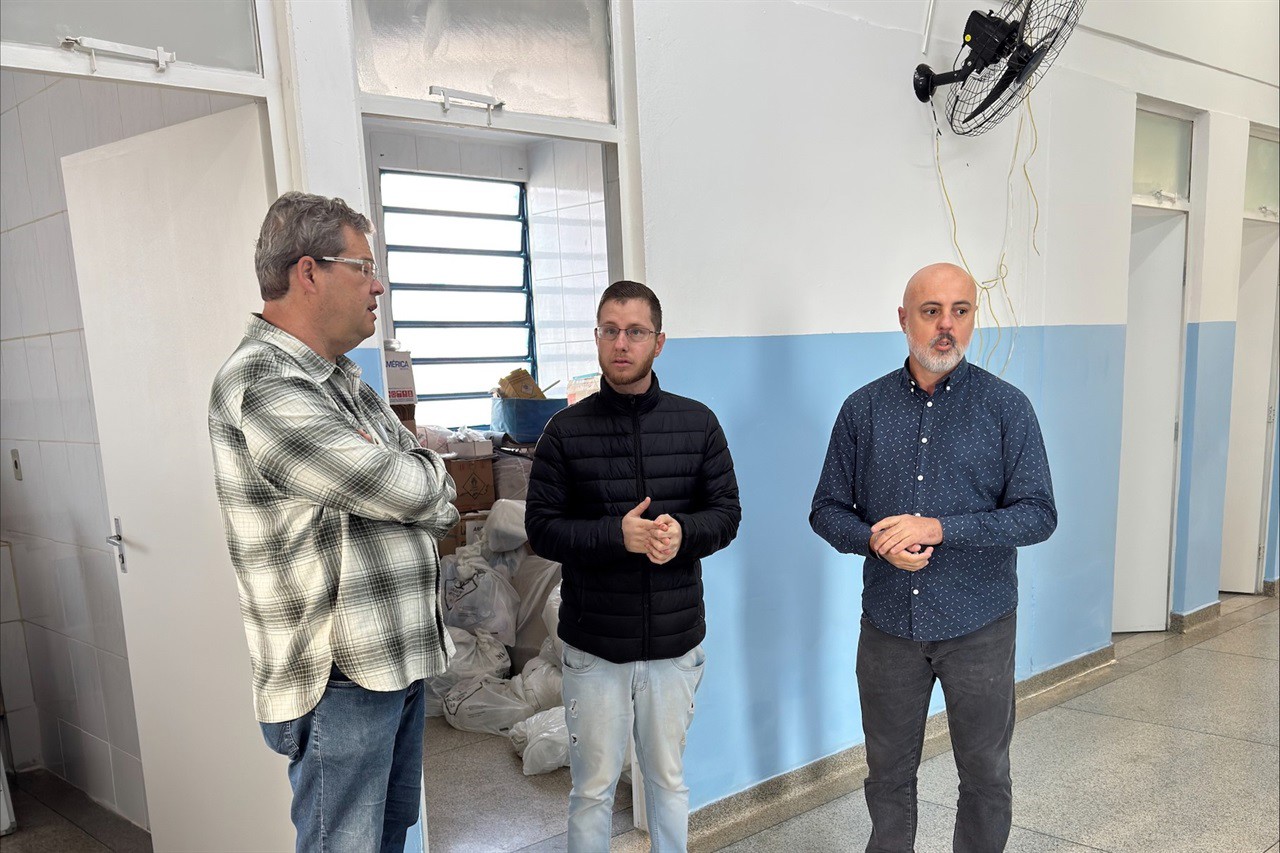 Gustavo Pompeo visitou a unidade nesta quarta-feira (2) para acompanhar a retomada das obras