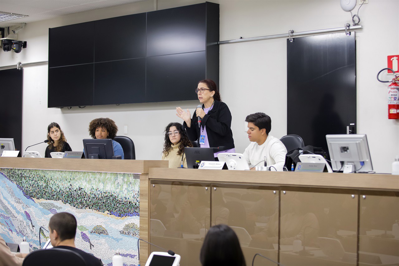 Érica Cruz Diniz, Secretária da Escola do Legislativo