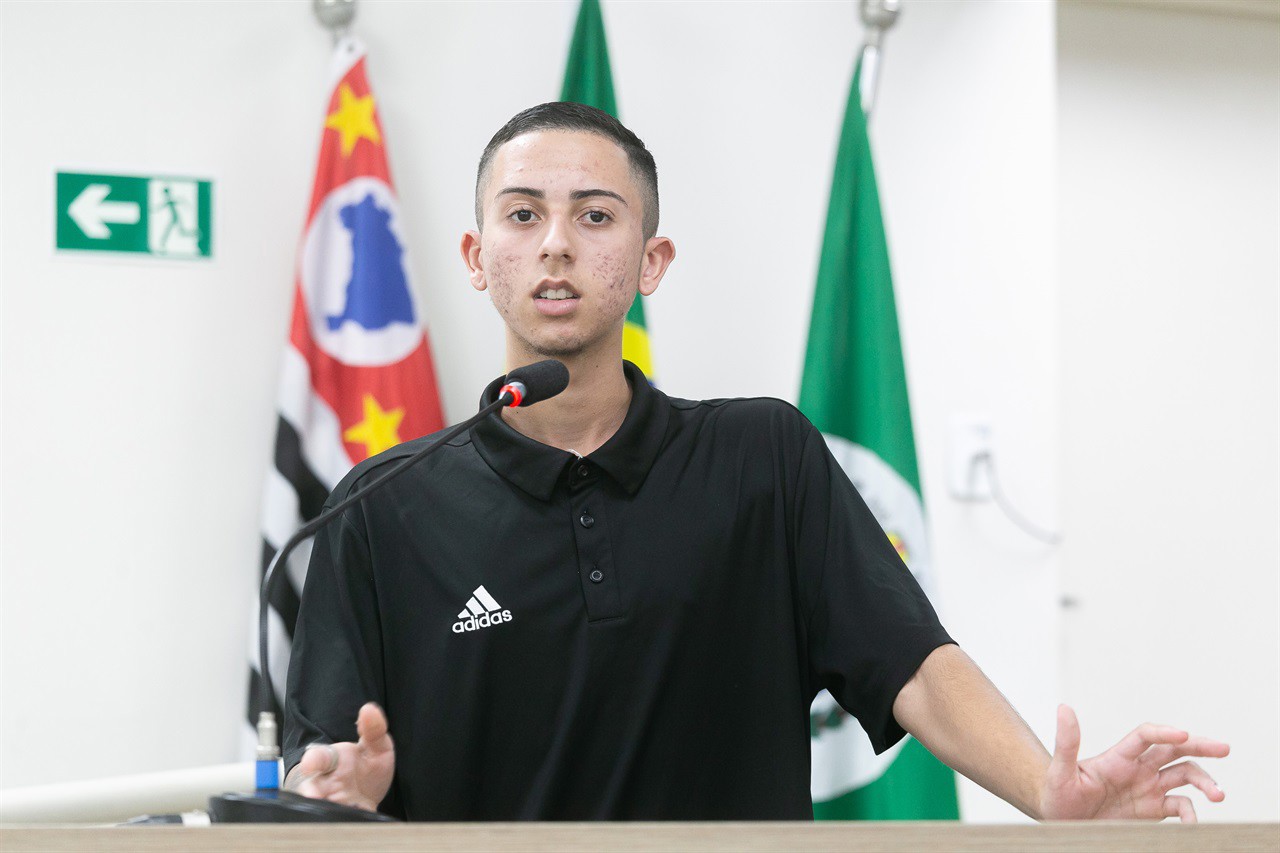 Alunos da turma 169 participaram do Conheça o Legislativo na tarde desta quarta-feira (2)