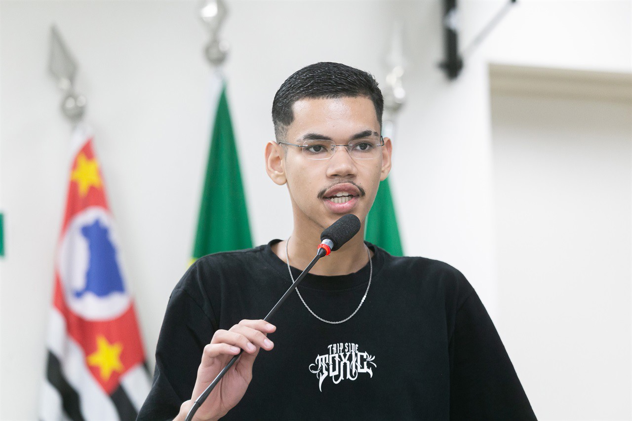Alunos da turma 169 participaram do Conheça o Legislativo na tarde desta quarta-feira (2)