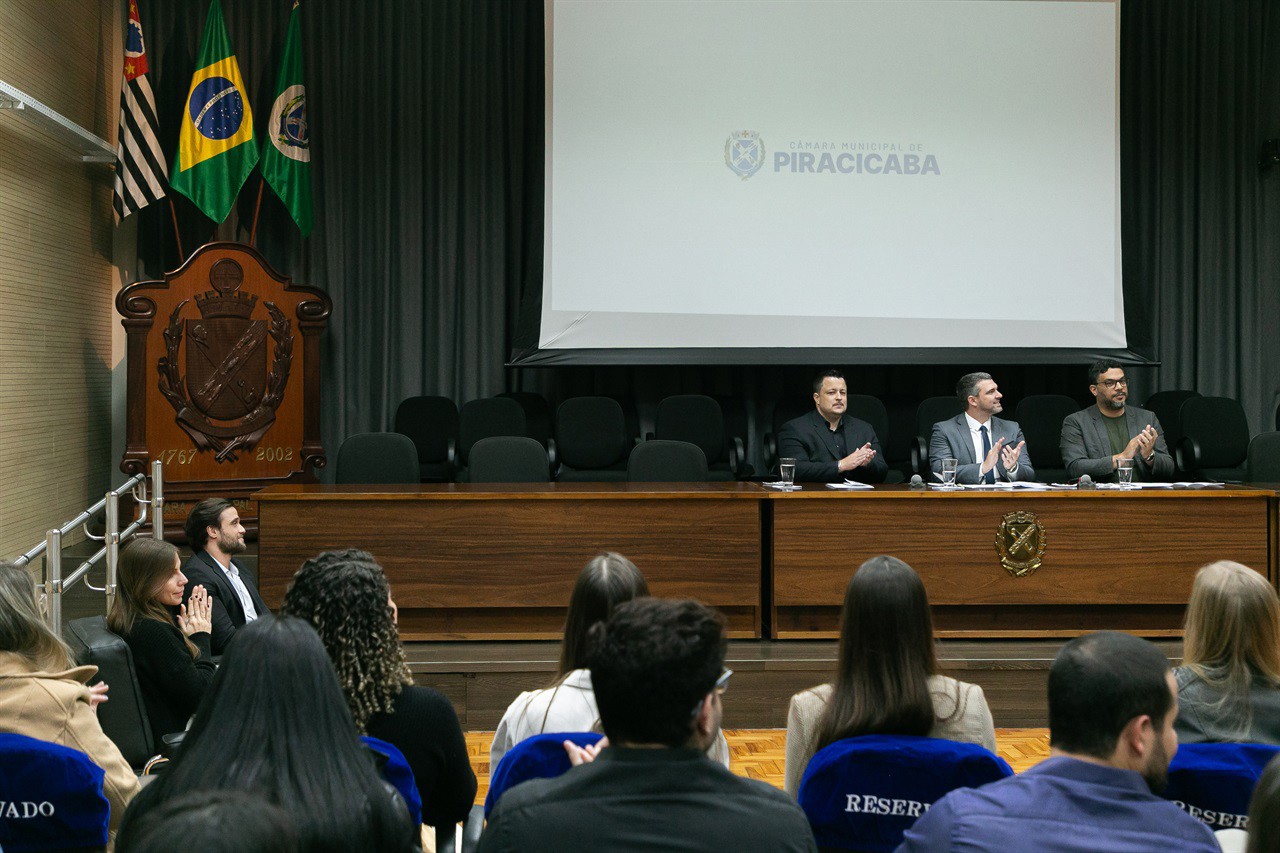 Câmara enaltece trabalho social de clínica de reabilitação neurofuncional