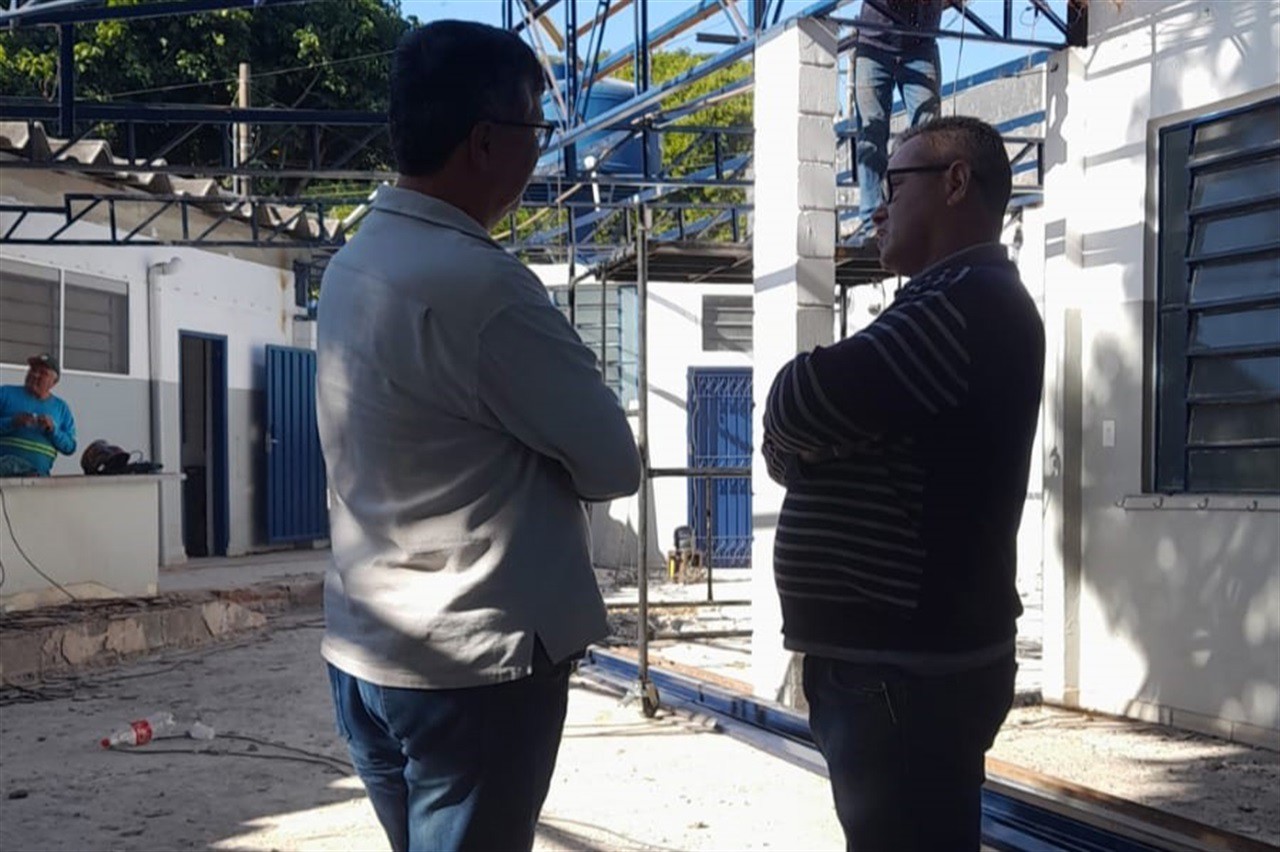 De acordo com o vereador Pedro Kawai (PSDB), a troca do telhado da escola era considerada uma necessidade urgente