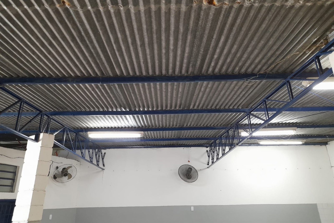 De acordo com o vereador Pedro Kawai (PSDB), a troca do telhado da escola era considerada uma necessidade urgente