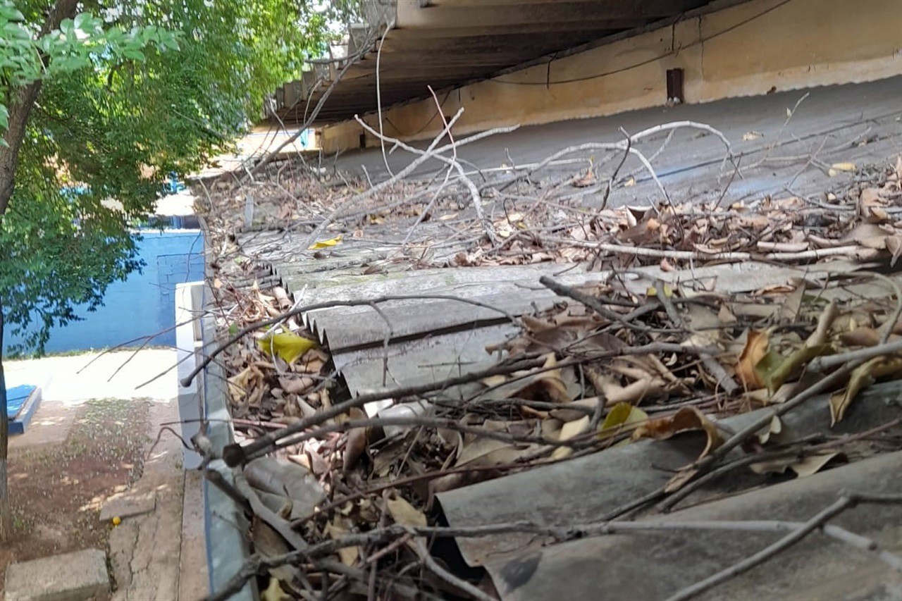 De acordo com o vereador Pedro Kawai (PSDB), a troca do telhado da escola era considerada uma necessidade urgente