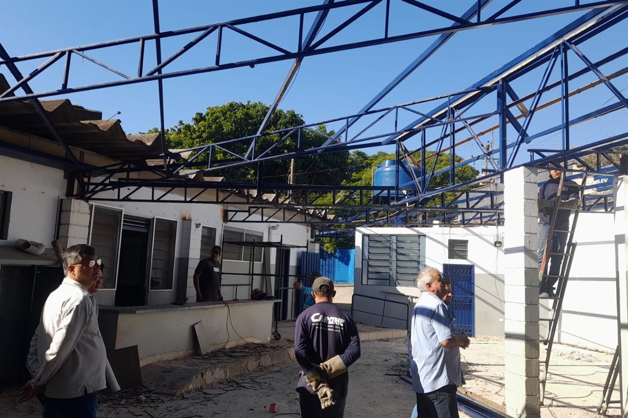 De acordo com o vereador Pedro Kawai (PSDB), a troca do telhado da escola era considerada uma necessidade urgente