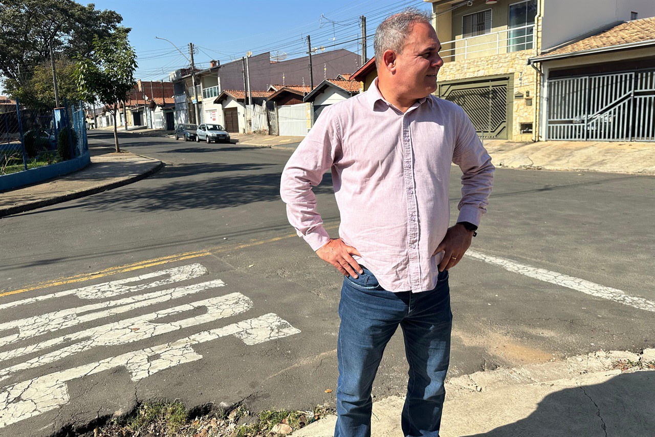 Vereador Josef Borges visitou local onde alagamentos afetam a comunidade em dias de chuva
