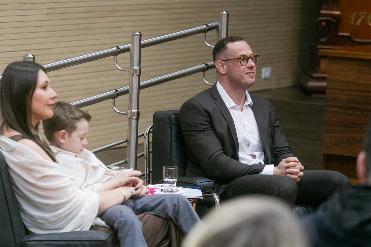 Isabela Rocha, Alan Colletti