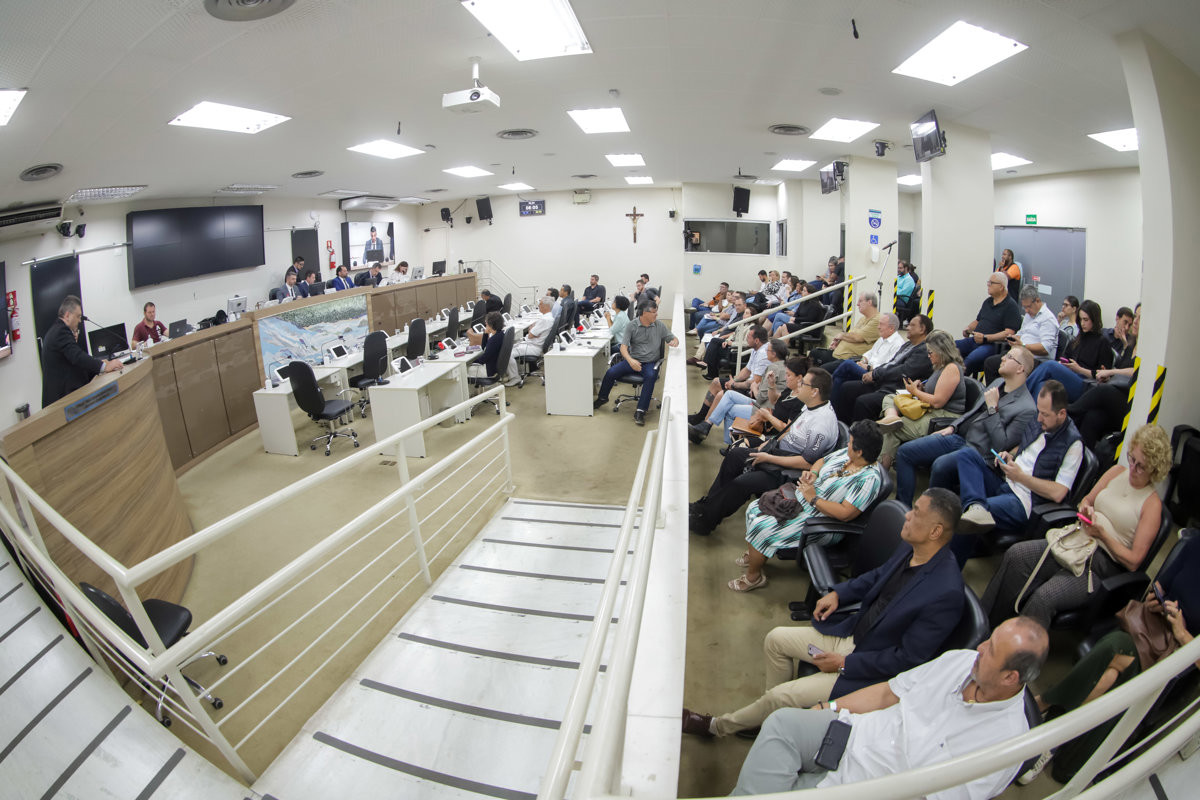Audiência pública realizada nesta quarta-feira (20)