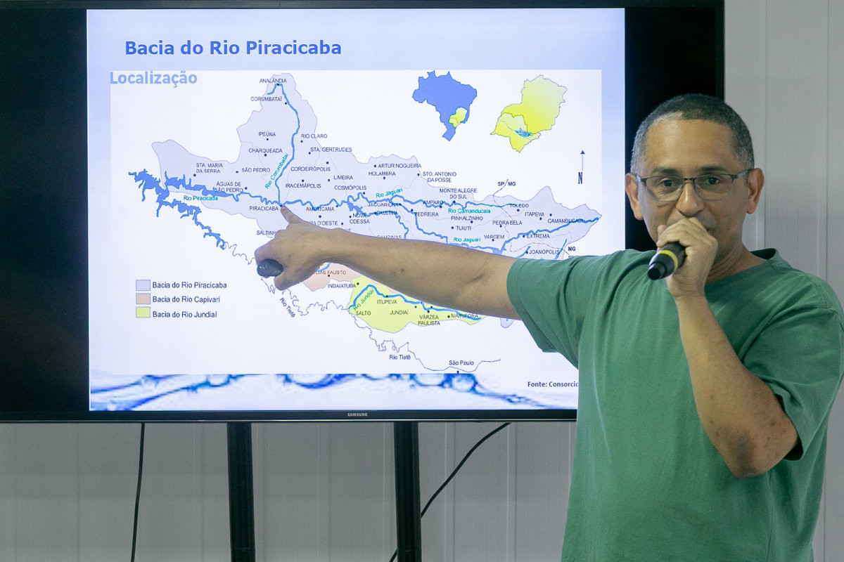 Palestra realizada na tarde desta sexta (22) foi ministrada por Igor Serra, Tecnólogo em Gestão Ambiental Pós-graduado em Gerenciamento de Recursos Hídricos