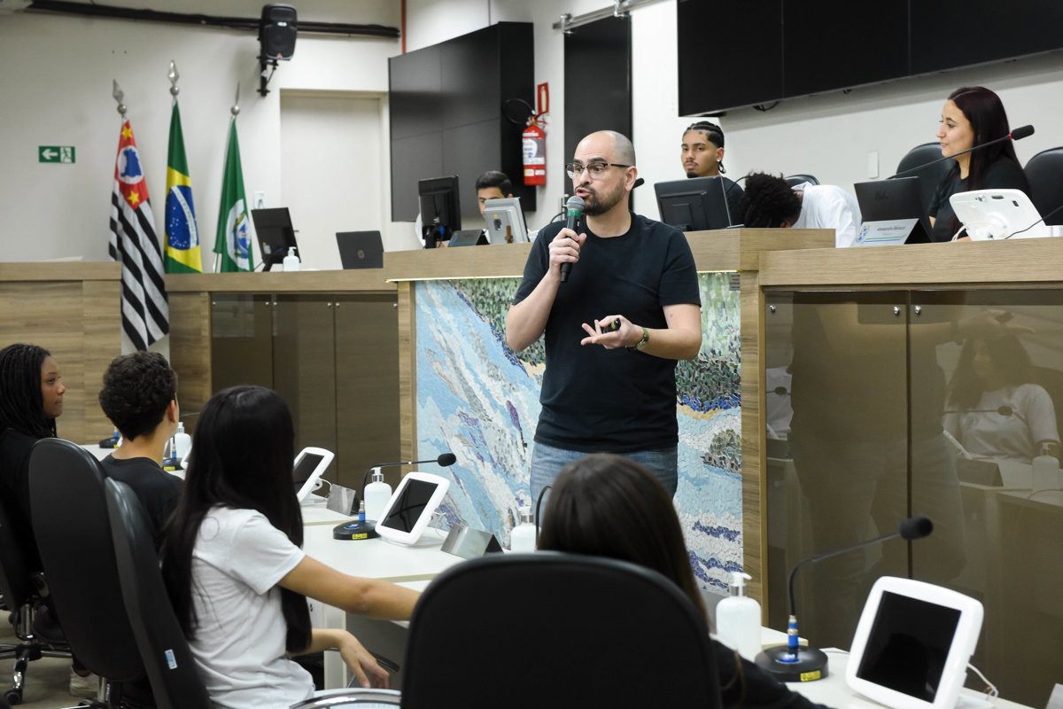 Alunos participaram de sessão simulada