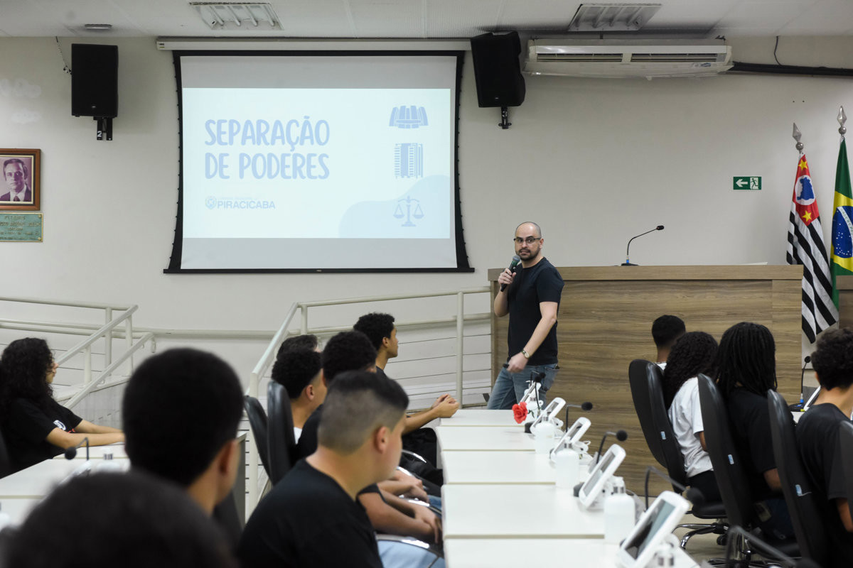 Alunos participaram de sessão simulada