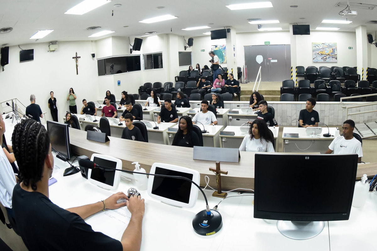 Alunos participaram de sessão simulada