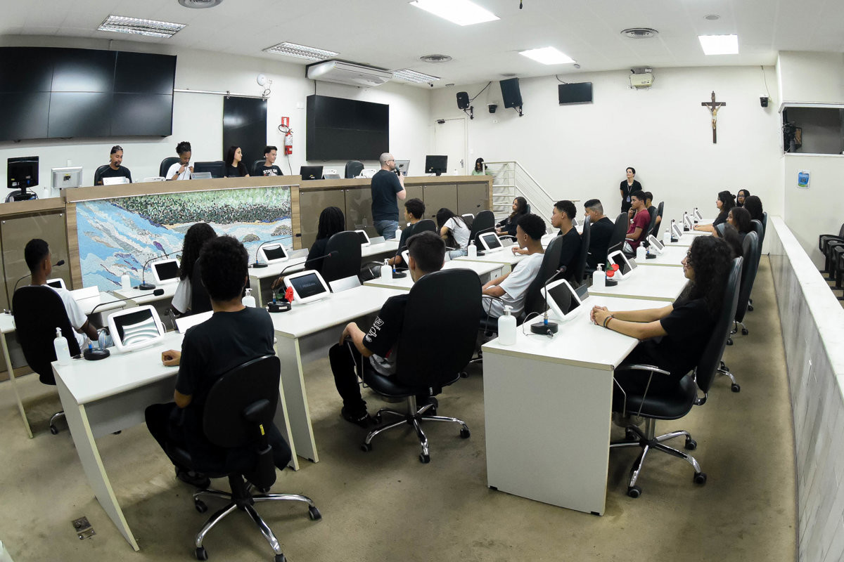 Alunos participaram de sessão simulada