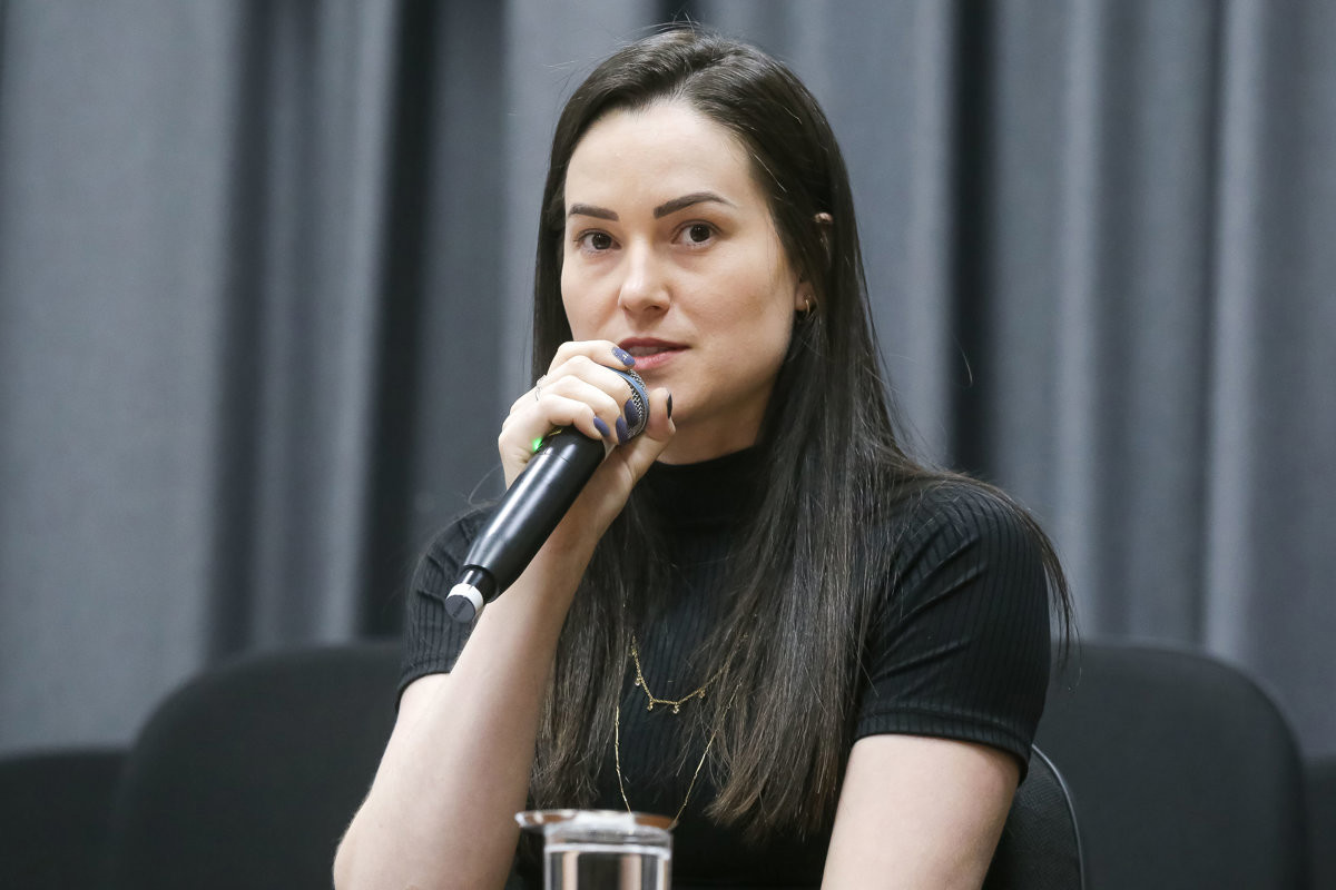 A audiência desta terça-feira (16), solicitada pela CLJR, aconteceu no Salão Nobre "Helly de Campos Melges" devido a manutenções no plenário da Câmara