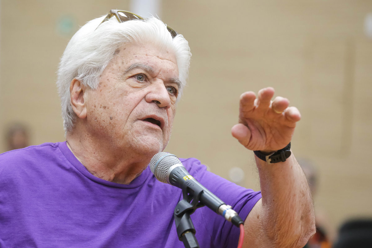 A audiência desta terça-feira (16), solicitada pela CLJR, aconteceu no Salão Nobre "Helly de Campos Melges" devido a manutenções no plenário da Câmara