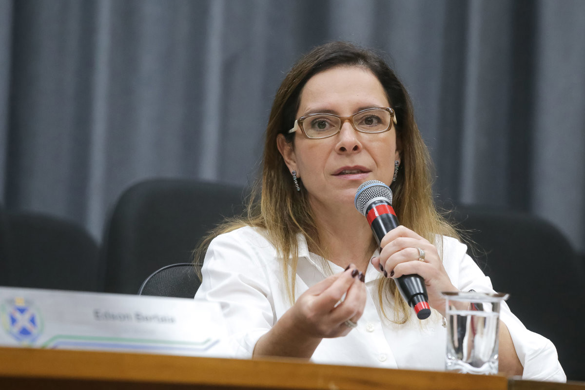 Thaís Fornícola Neves