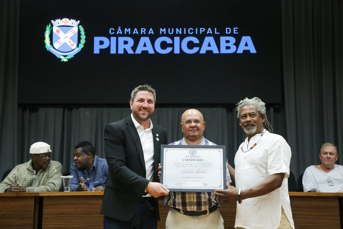 Natalino Gabriel Wagner Rodrigues Veras recebe homenagem ao “Dia do Capoeirista”