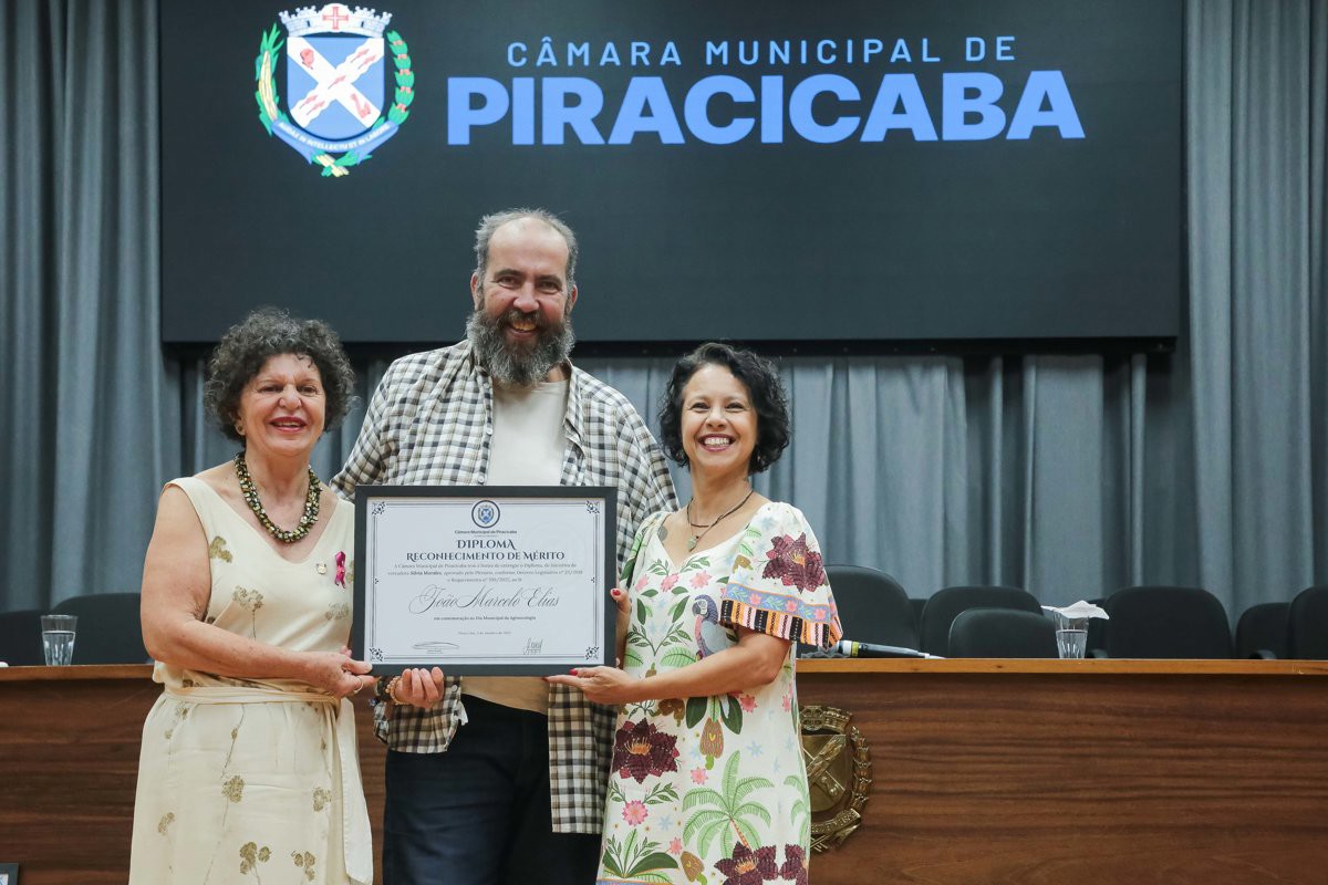 Solenidade foi presidida pela vereadora Sílvia Morales (PV), do Mandato Coletivo A Cidade é Sua