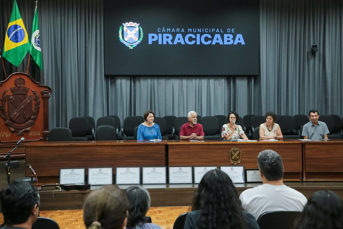 Solenidade foi presidida pela vereadora Sílvia Morales (PV), do Mandato Coletivo A Cidade é Sua