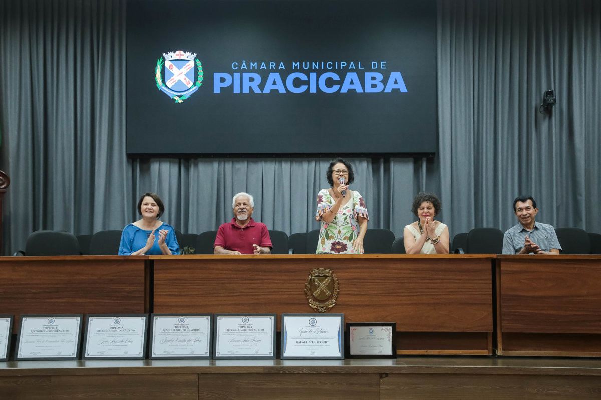 Solenidade foi presidida pela vereadora Sílvia Morales (PV), do Mandato Coletivo A Cidade é Sua