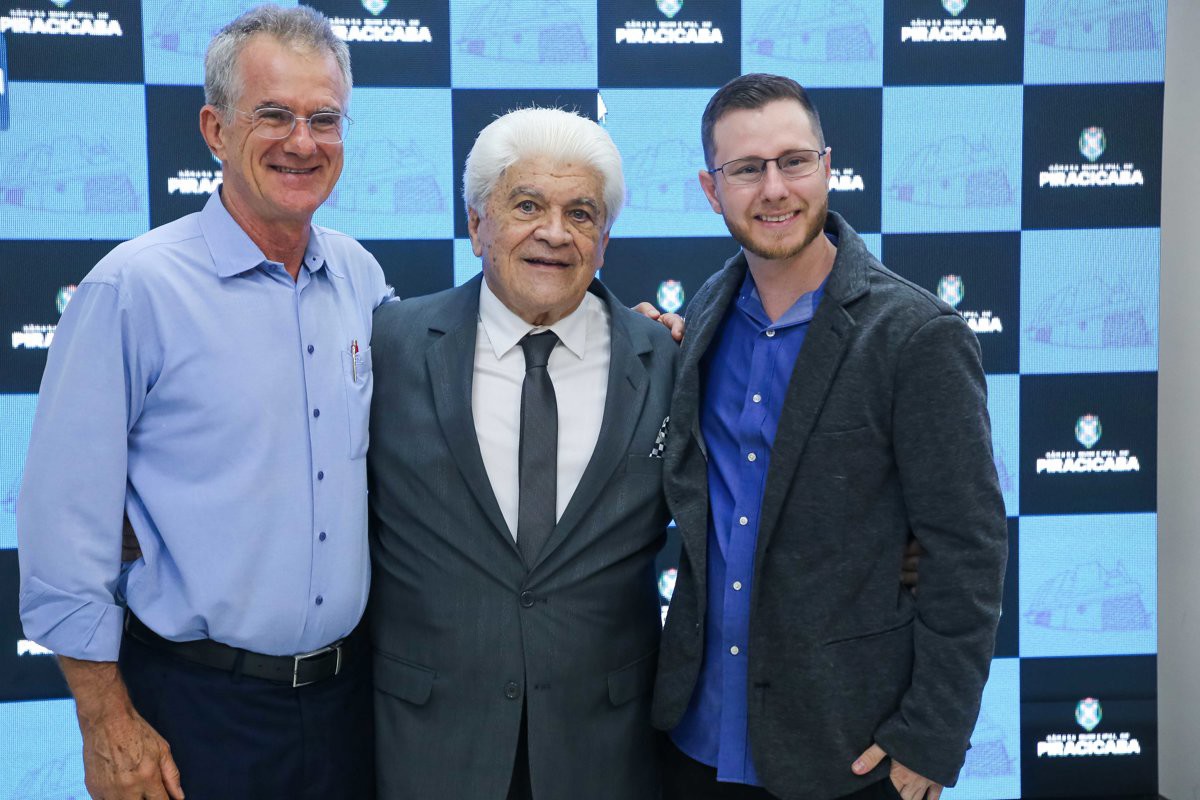 Título de Cidadão Piracicabano foi concedido no dia do aniversário de 82 anos de Pedro Maurano
