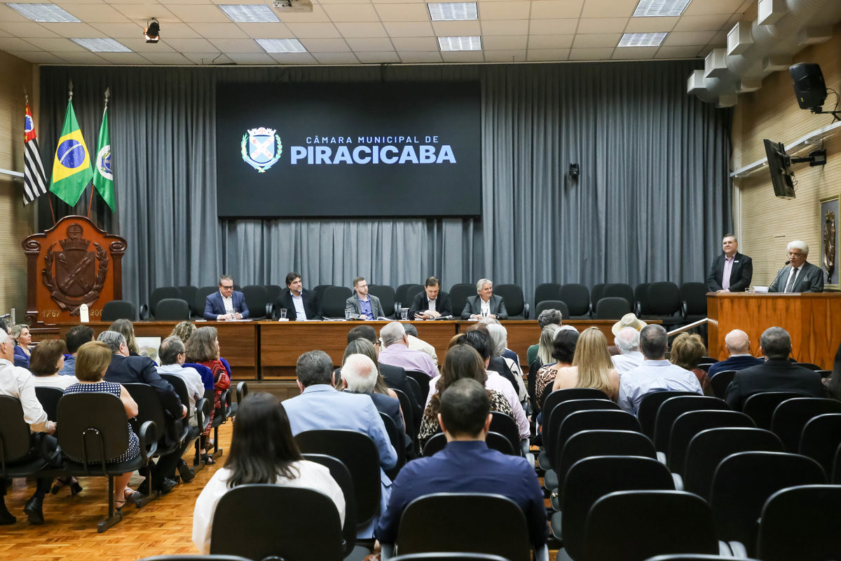 Título de Cidadão Piracicabano foi concedido no dia do aniversário de 82 anos de Pedro Maurano