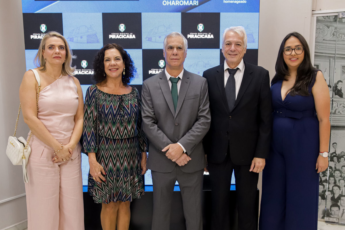 Câmara Municipal reconhece o trabalho de médicos e cirurgiões-dentistas