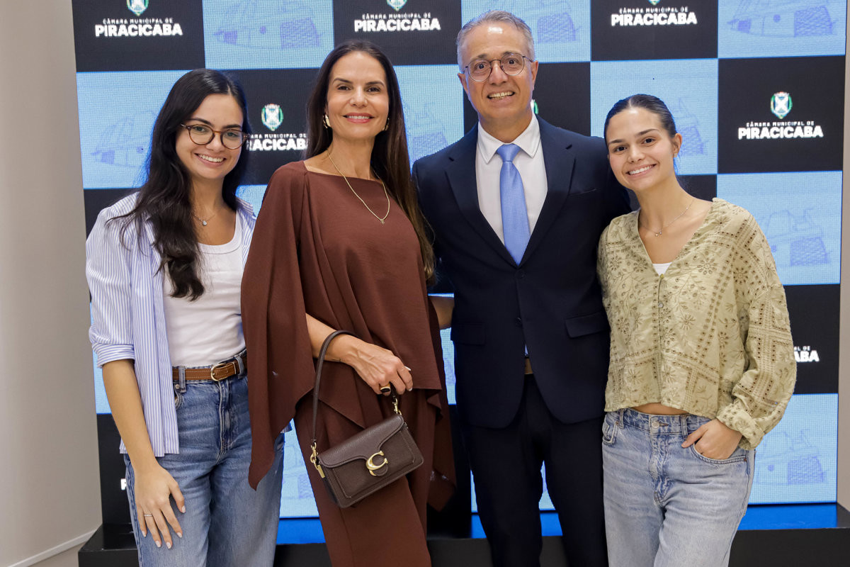 Câmara Municipal reconhece o trabalho de médicos e cirurgiões-dentistas