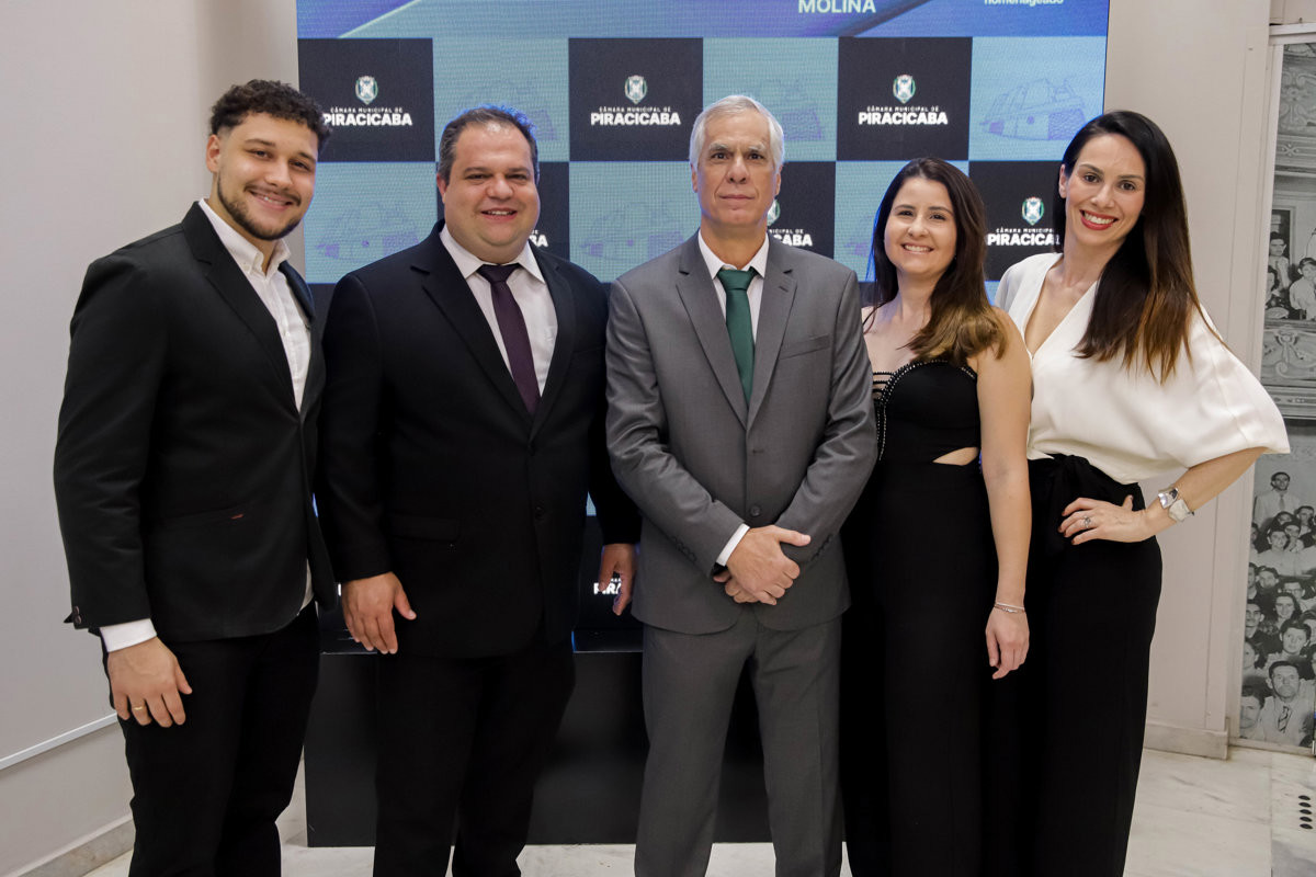 Câmara Municipal reconhece o trabalho de médicos e cirurgiões-dentistas