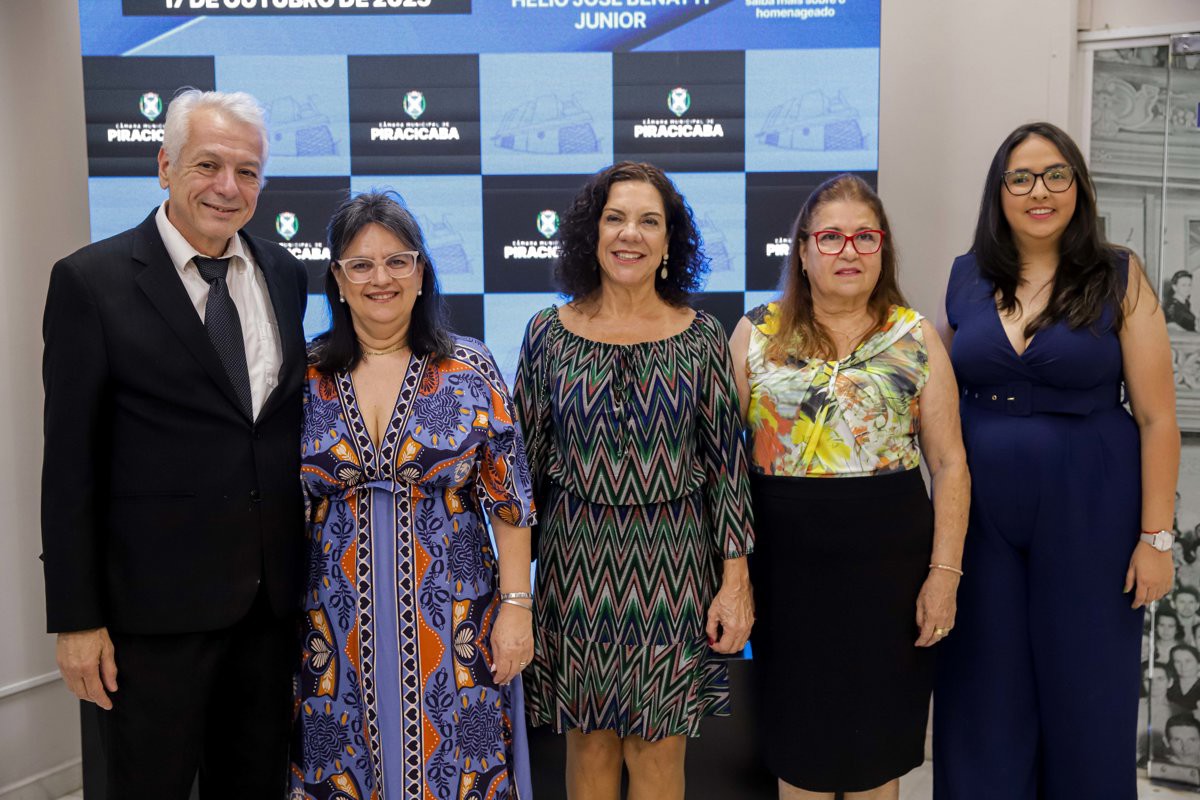 Câmara Municipal reconhece o trabalho de médicos e cirurgiões-dentistas