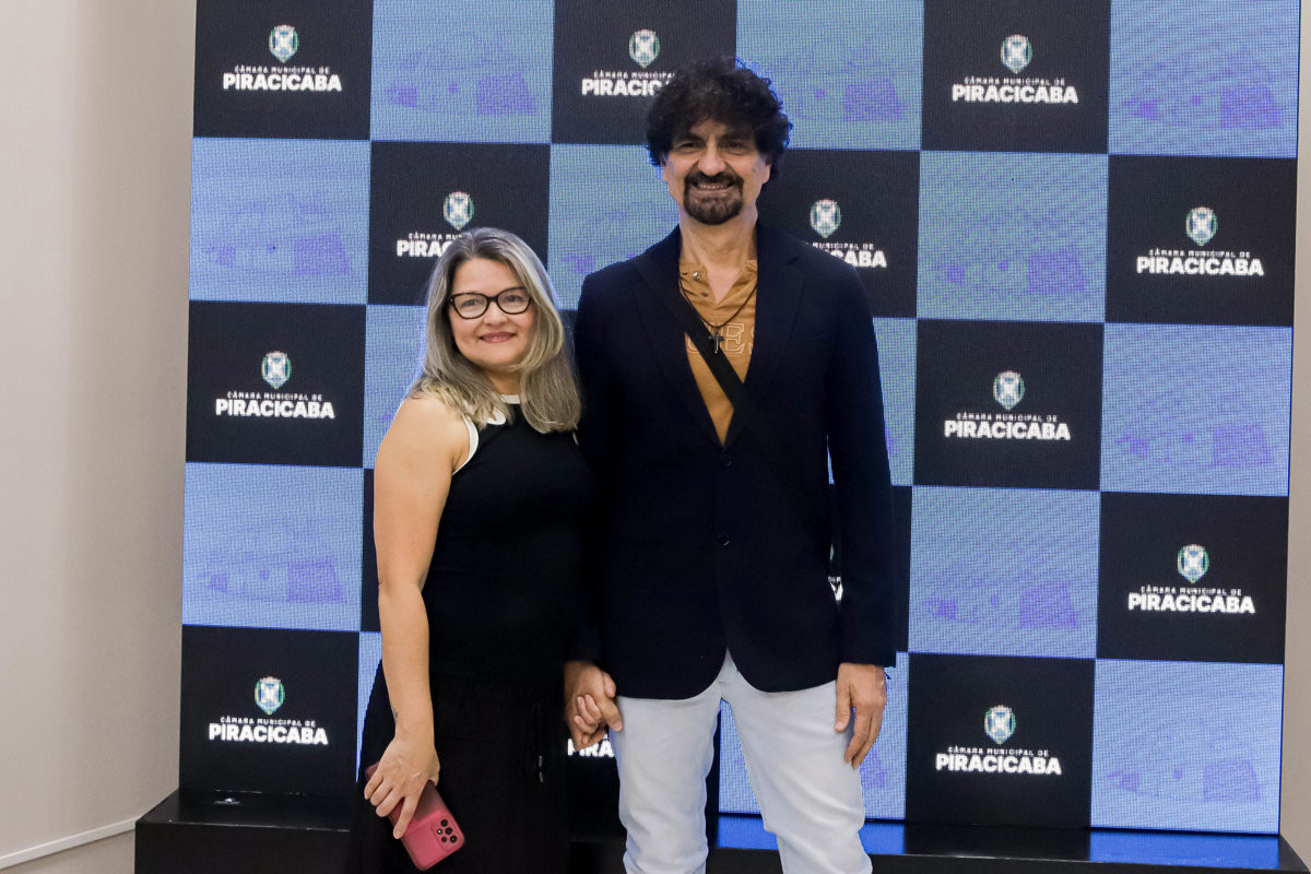 Câmara Municipal reconhece o trabalho de médicos e cirurgiões-dentistas