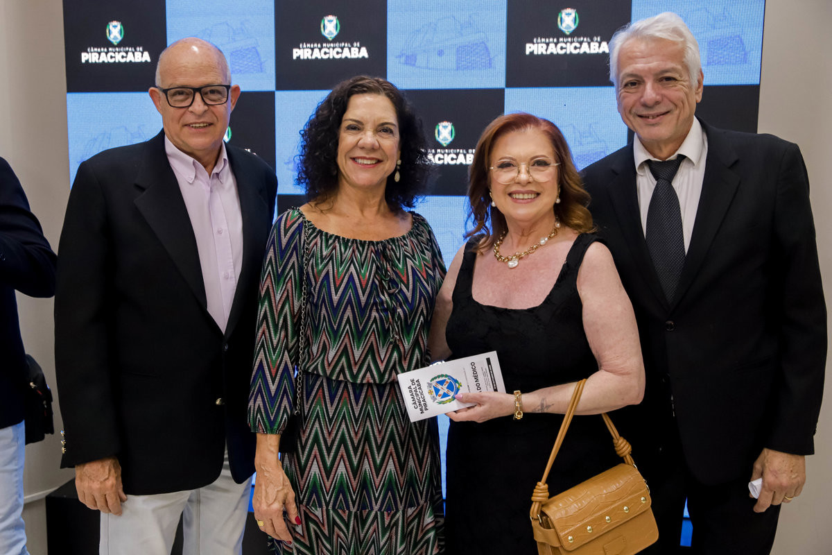 Câmara Municipal reconhece o trabalho de médicos e cirurgiões-dentistas