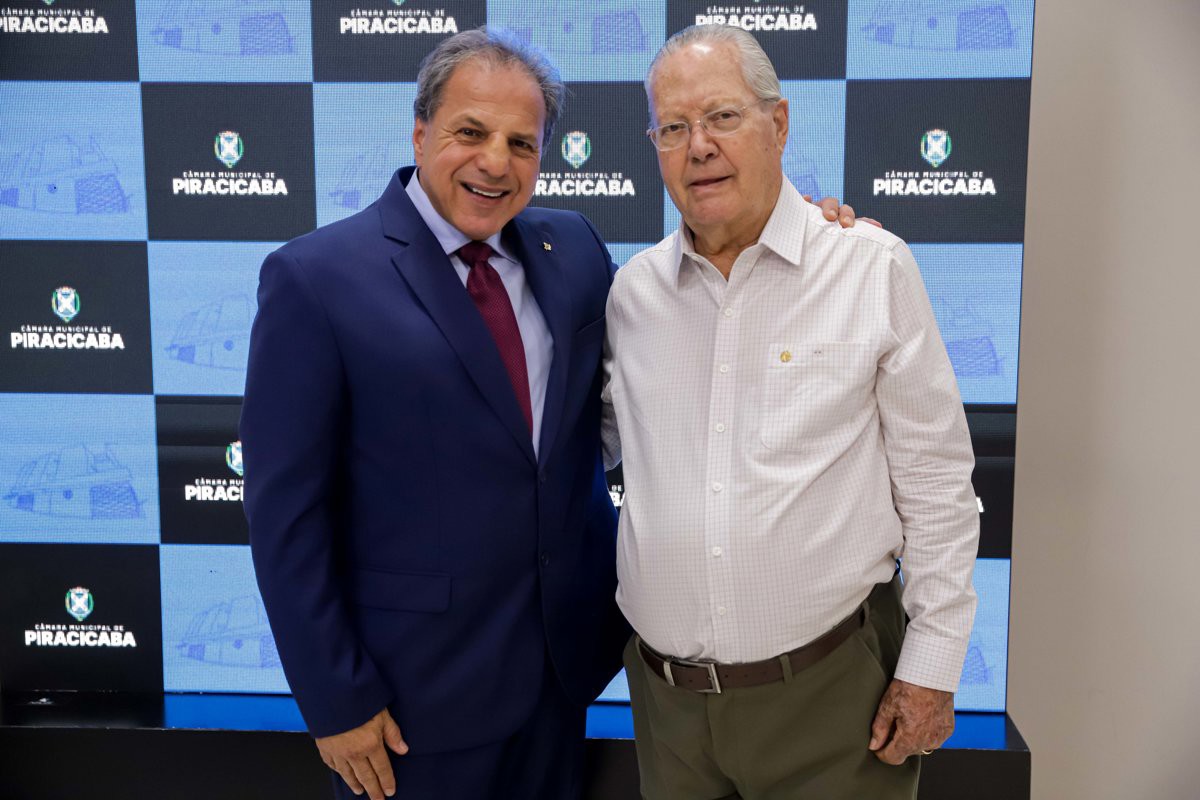 Câmara Municipal reconhece o trabalho de médicos e cirurgiões-dentistas