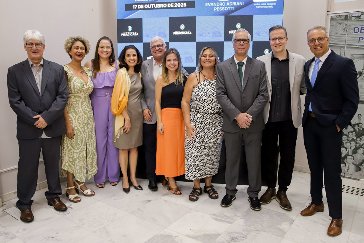 Câmara Municipal reconhece o trabalho de médicos e cirurgiões-dentistas