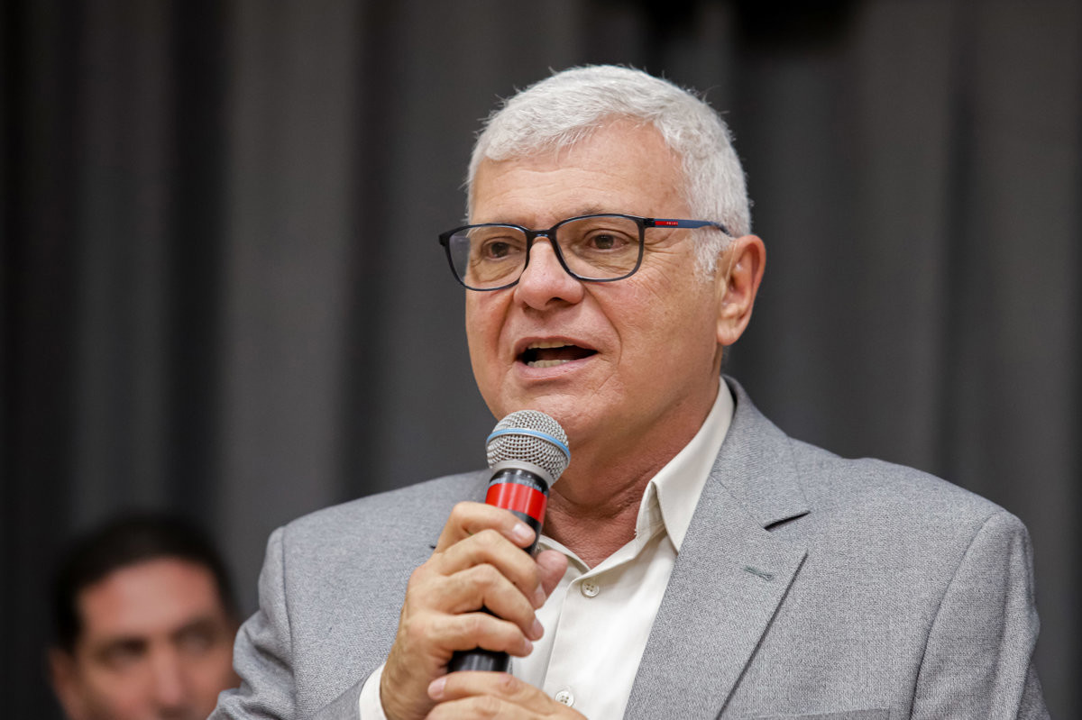 Câmara Municipal reconhece o trabalho de médicos e cirurgiões-dentistas