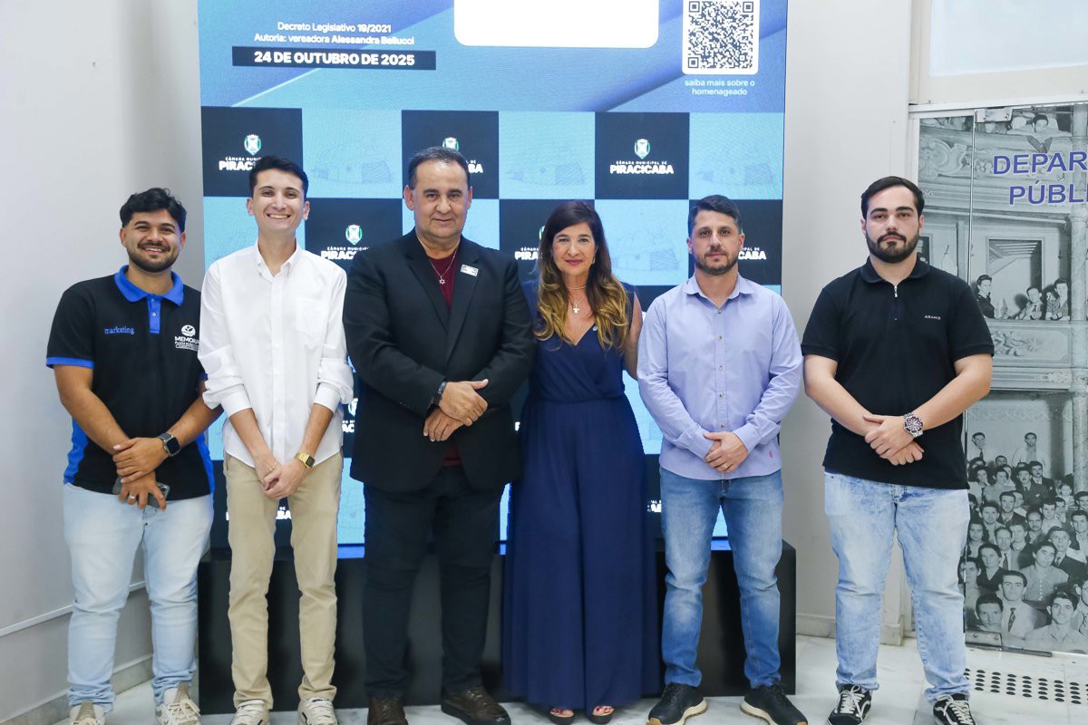 Cerimônia reuniu representantes do poder público, entidades e defensores da causa animal