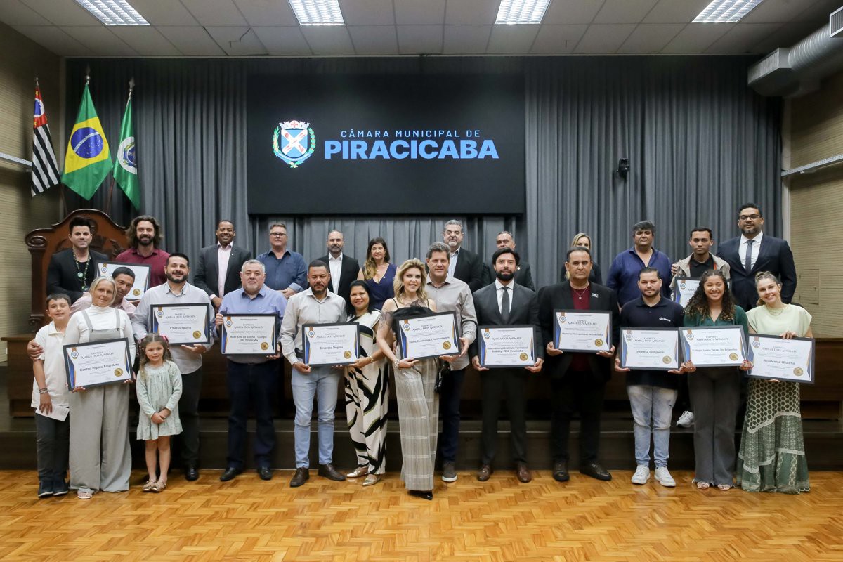 Entrega do Selo Amigo dos Animais reforçou o compromisso com o bem-estar e a defesa dos animais