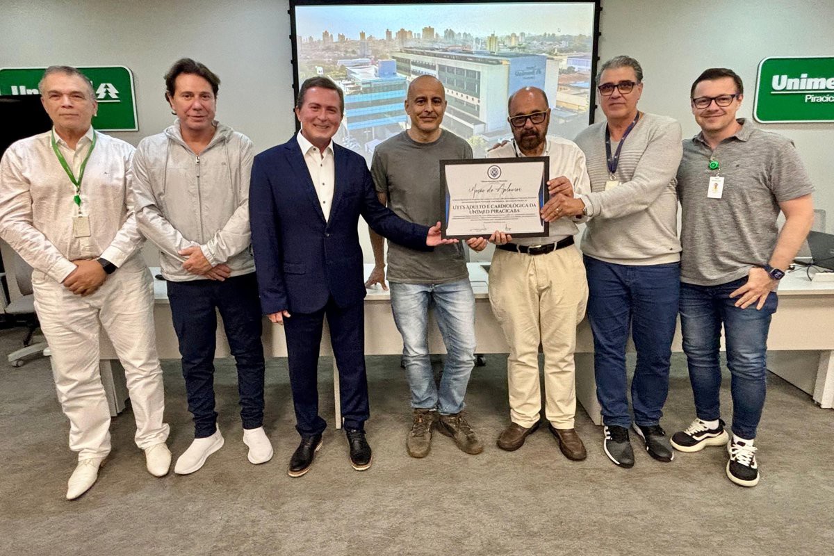 Moção entregue nesta terça-feira (28) reconhece as UTIs Adulto e Cardiológica pela conquista dos Selos Ouro Top Performer 2025