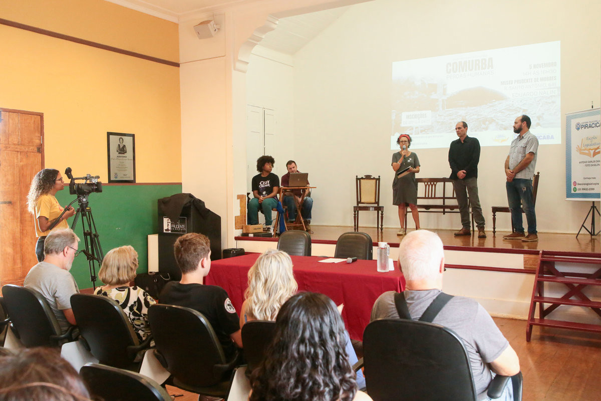 Roda de conversa aconteceu na tarde desta quarta (5), no auditório do Museu Prudente de Moraes 