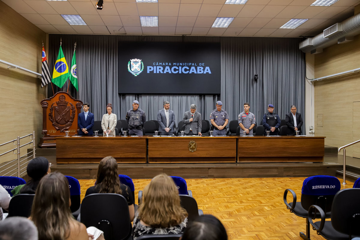 Vereador Renan Paes (PL) é autor das homenagens à corporação e a policiais militares que atenderam ocorrências de sucesso na cidade
