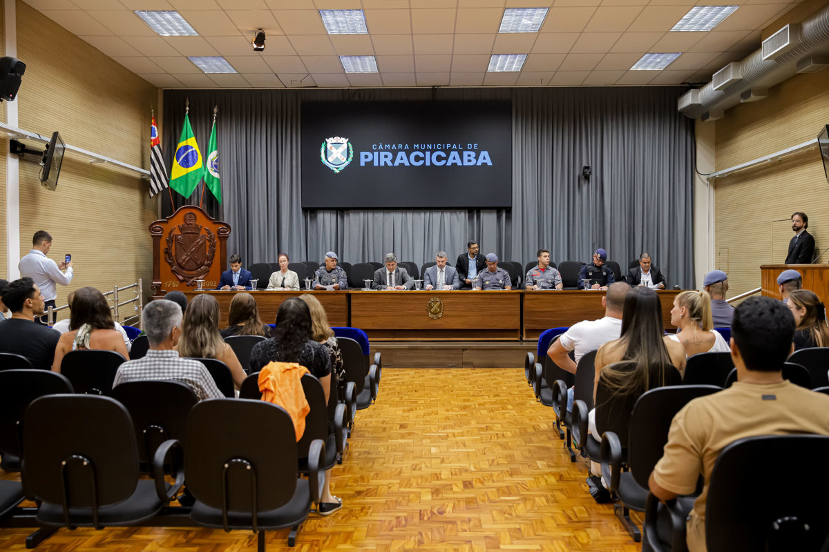 Vereador Renan Paes (PL) é autor das homenagens à corporação e a policiais militares que atenderam ocorrências de sucesso na cidade
