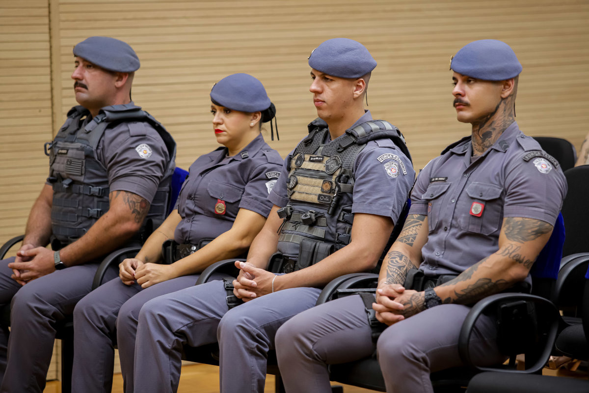 Vereador Renan Paes (PL) é autor das homenagens à corporação e a policiais militares que atenderam ocorrências de sucesso na cidade