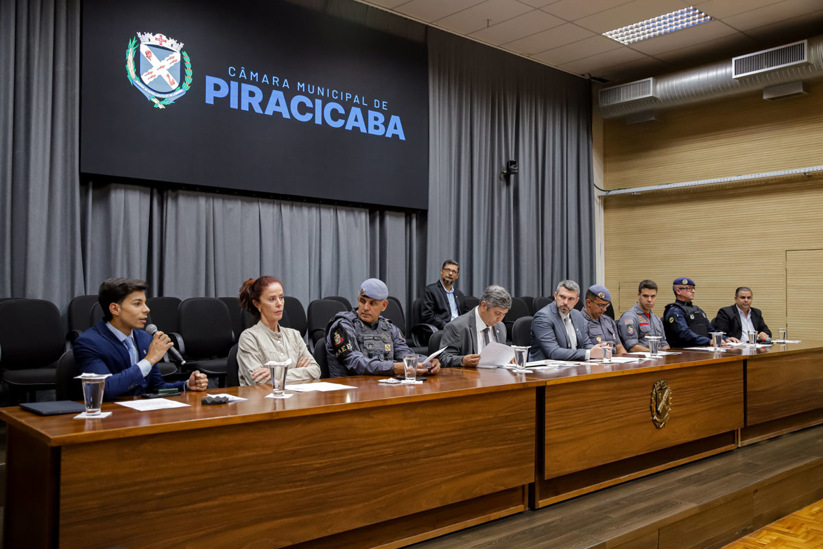 Vereador Renan Paes (PL) é autor das homenagens à corporação e a policiais militares que atenderam ocorrências de sucesso na cidade