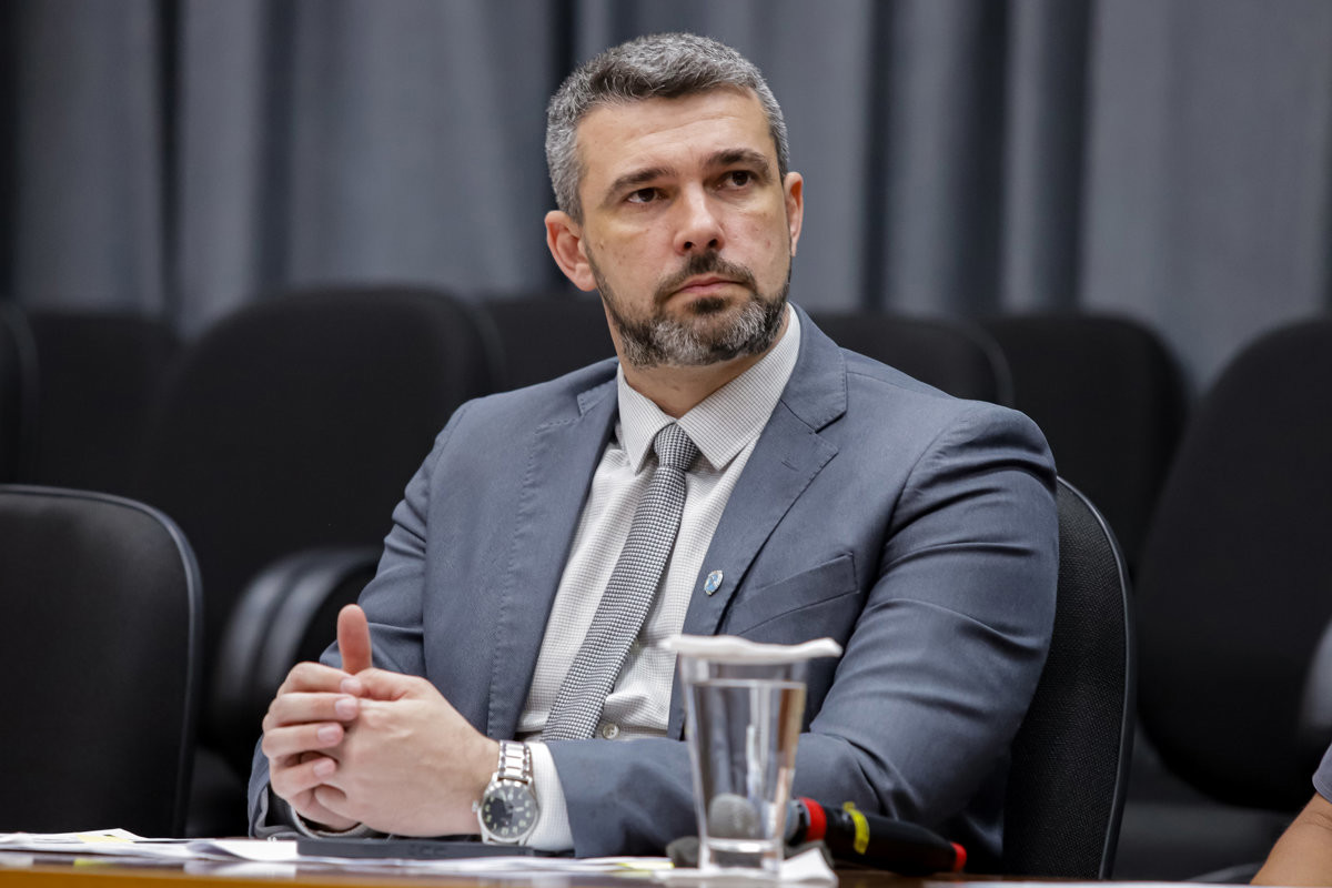 Vereador Renan Paes (PL) é autor das homenagens à corporação e a policiais militares que atenderam ocorrências de sucesso na cidade