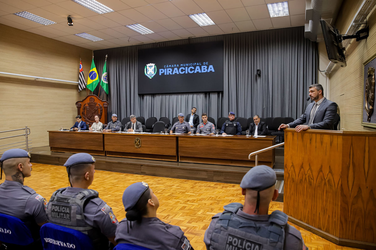 Vereador Renan Paes (PL) é autor das homenagens à corporação e a policiais militares que atenderam ocorrências de sucesso na cidade