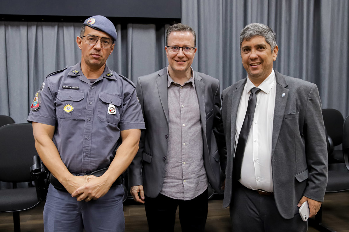 Vereador Renan Paes (PL) é autor das homenagens à corporação e a policiais militares que atenderam ocorrências de sucesso na cidade