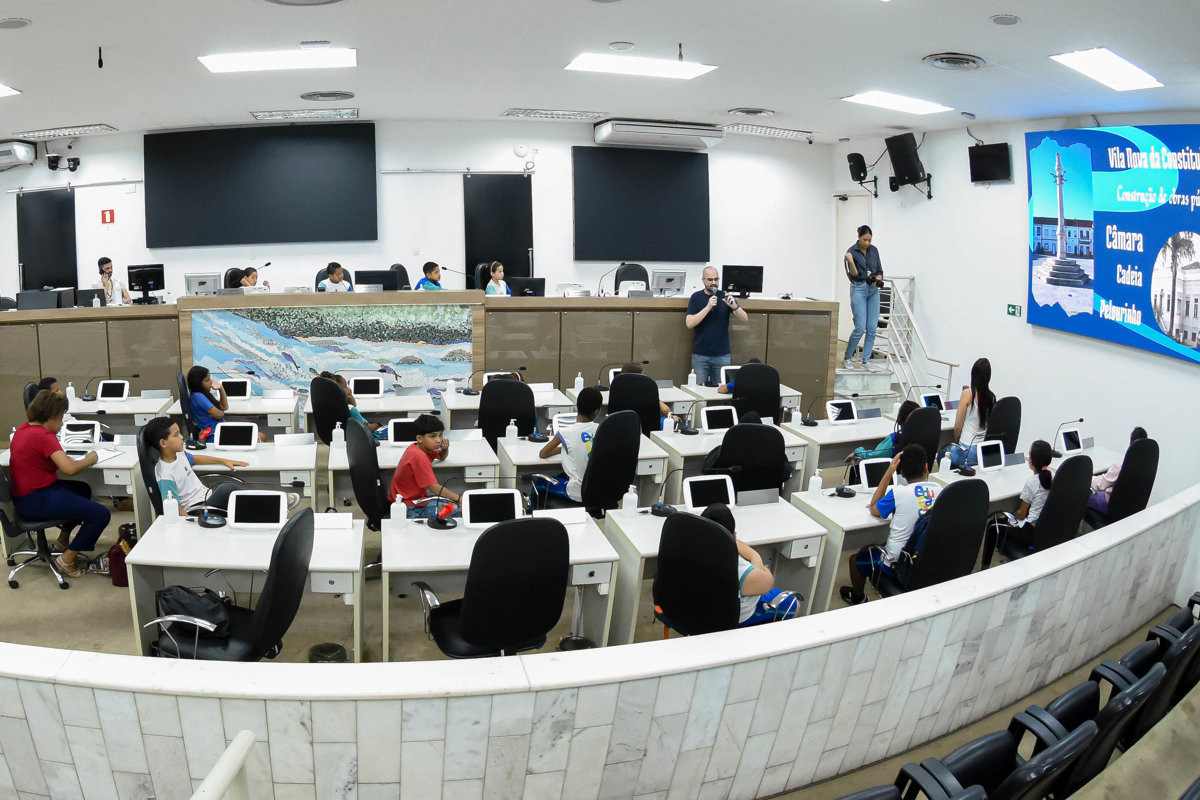 Projeto Conheça o Legislativo com os alunos da escola Tercília Bernadete