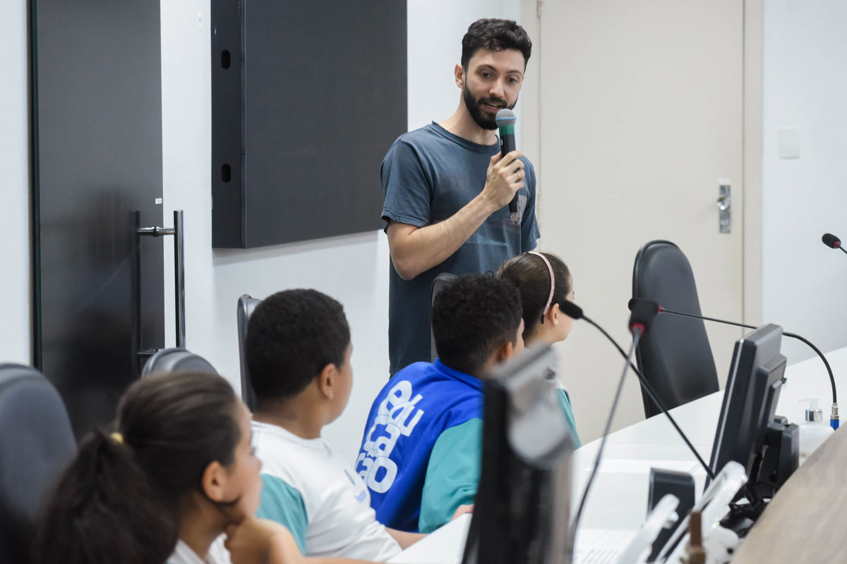Projeto Conheça o Legislativo com os alunos da escola Tercília Bernadete